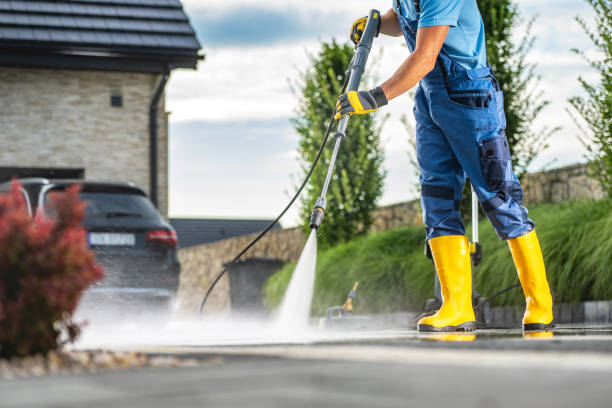 Best Pool Deck Cleaning  in Milroy, PA